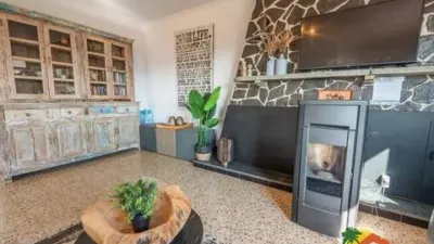 Chalet on Carrer Montroig photo 8