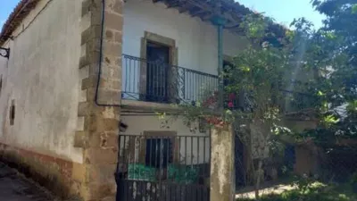 Chalet in Espinosa de los Monteros photo 2
