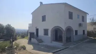 Chalet in La Colònia Sedó photo 2