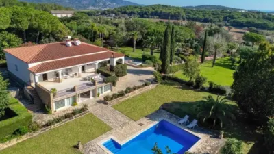 Chalet in Sant Feliu de Guíxols photo 2