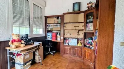 Chalet on Carrer de Berga photo 11