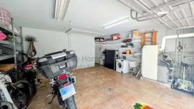 Chalet on Calle Lluisa Usall i Bosch No Number photo 41