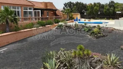 Chalet in La Oliva photo 32