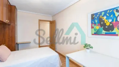 Piso en alquiler en El Carbayedo-El Quirinal, El Carbayedo-El Quirinal (Avilés) de 1.050 €<span>/mes</span>