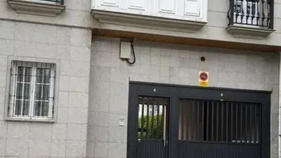 Garaje en alquiler en Calle de Nogueira - Vista 2