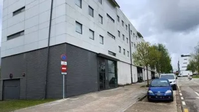 Garaje en venta en Castiñeiriño - Més