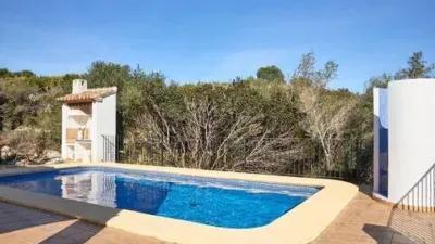 Chalet on Carrer Violetas photo 15