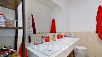 Apartment in Guindalera photo 17