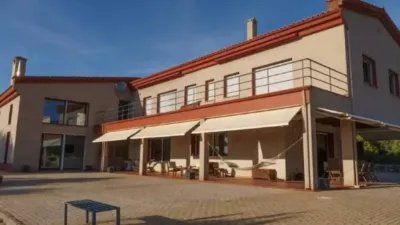 Chalet in Santiago-Pontones photo 4