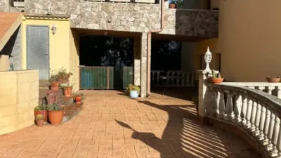 Chalet in Castellví de Rosanes photo 4