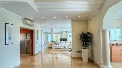 Chalet in La Fustera photo 14