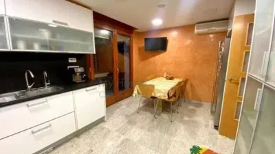 Chalet on Carrer de Pere Puig i Llensa photo 9