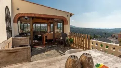 Chalet on Carrer Montroig photo 37