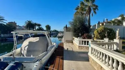 Chalet in Empuriabrava photo 9