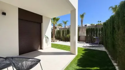 Chalet on Avenida Antonio Pedrera Soler photo 36