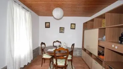 Casa – A Carreira, O Covo - Més
