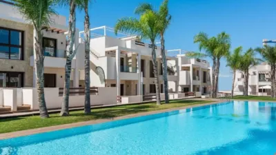 Pis – Torrevieja, Urbanización Los Balcones - Vista 3
