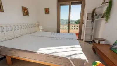 Chalet on Carrer Montroig photo 29