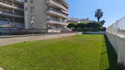 Piso en Cubelles photo 9