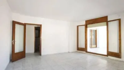 Apartment in Valls photo 3