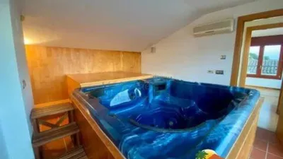 Chalet on Carrer de Pere Puig i Llensa photo 41