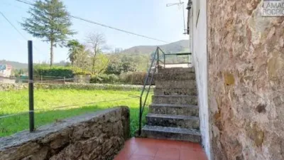 Chalet on Calle Treceno-Requejo, 27 photo 4