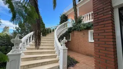 Chalet on Calle de la Alozaina photo 9