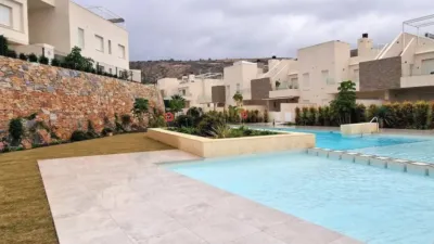 Chalet on Avenida Antonio Pedrera Soler photo 46