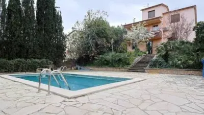 Chalet in Canyelles photo 2