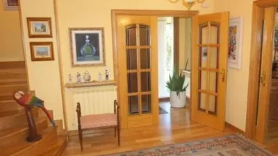 Chalet in Betoño photo 8