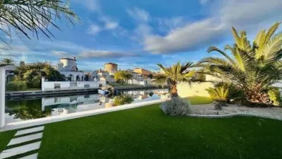 Chalet in Empuriabrava photo 10