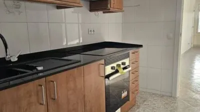 Apartment in Esparreguera photo 9