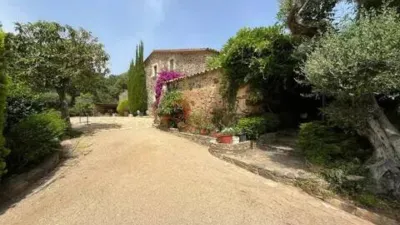 Chalet on Calle Diseminado Raval de Baix, 39 photo 2