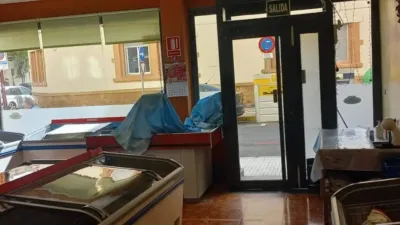 Local comercial en venta en Calle N-A, -1 - Más