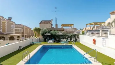 Casa – San Miguel de Salinas - Vista 2