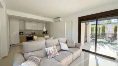 Chalet on Avenida Antonio Pedrera Soler photo 5