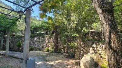 Rustic house in Villanueva del Arzobispo photo 9