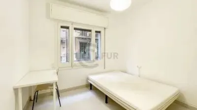 Piso en El Raval photo 3