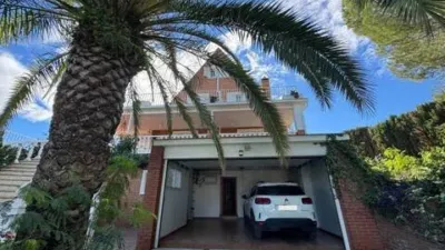 Chalet on Calle de la Alozaina photo 4