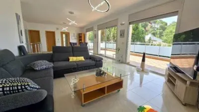 Chalet on Avinguda dels Arbres photo 5