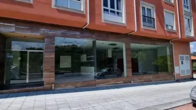 Local comercial en alquiler en Rúa Raxel - Vista 2