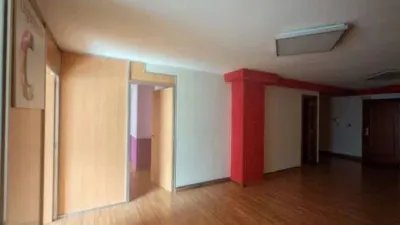 Local comercial en venta en Rúa Gramela - Más