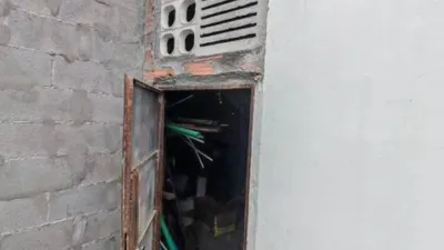 Local comercial en venta en Calle Calle Muinos, 14 - Más