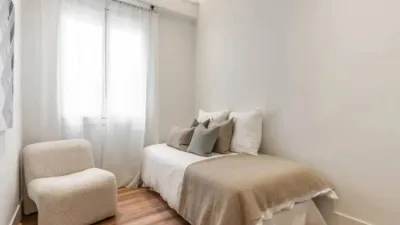 Apartment in Palacio photo 32