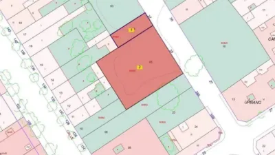 Terreno en venta en Calle de los Reyes Católicos - Más