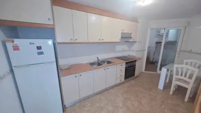 Apartment for sale on Avenida de los Ejércitos Españoles photo 3