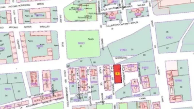 Terreno en venta en Calle del Diputado José Luis Barceló - Más
