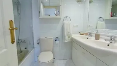 Apartment on Avinguda Juan Carlos I photo 18