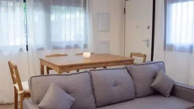 Flat in Barrio León-El Tardón-Blas Infante photo 2