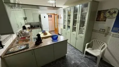Piso en Almansa photo 5